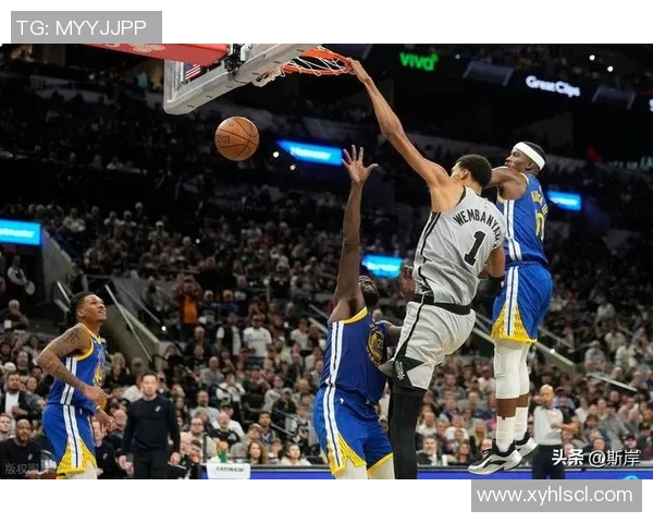 勇士与马刺激战正酣NBA赛场精彩瞬间回顾与分析 勇士与马刺激战正酣NBA赛场精彩瞬间回顾与分析