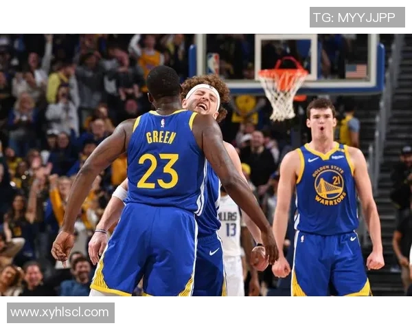 勇士队主场战胜黄蜂队,全队表现出色,勇者无畏 勇士队主场战胜黄蜂队,全队表现出色,勇者无畏