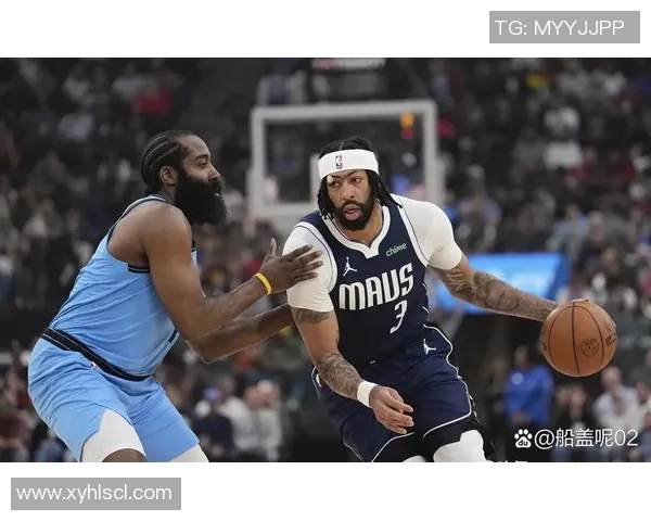 马刺与快船激战西部半决赛争夺总决赛席位的关键对决 马刺与快船激战西部半决赛争夺总决赛席位的关键对决